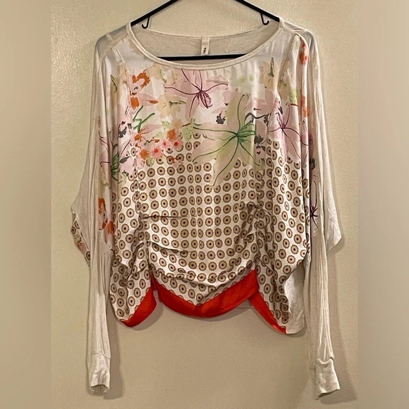 TINY by ANTHROPOLOGIE NWOT Woven Dolman Top - Picture 4 of 10
